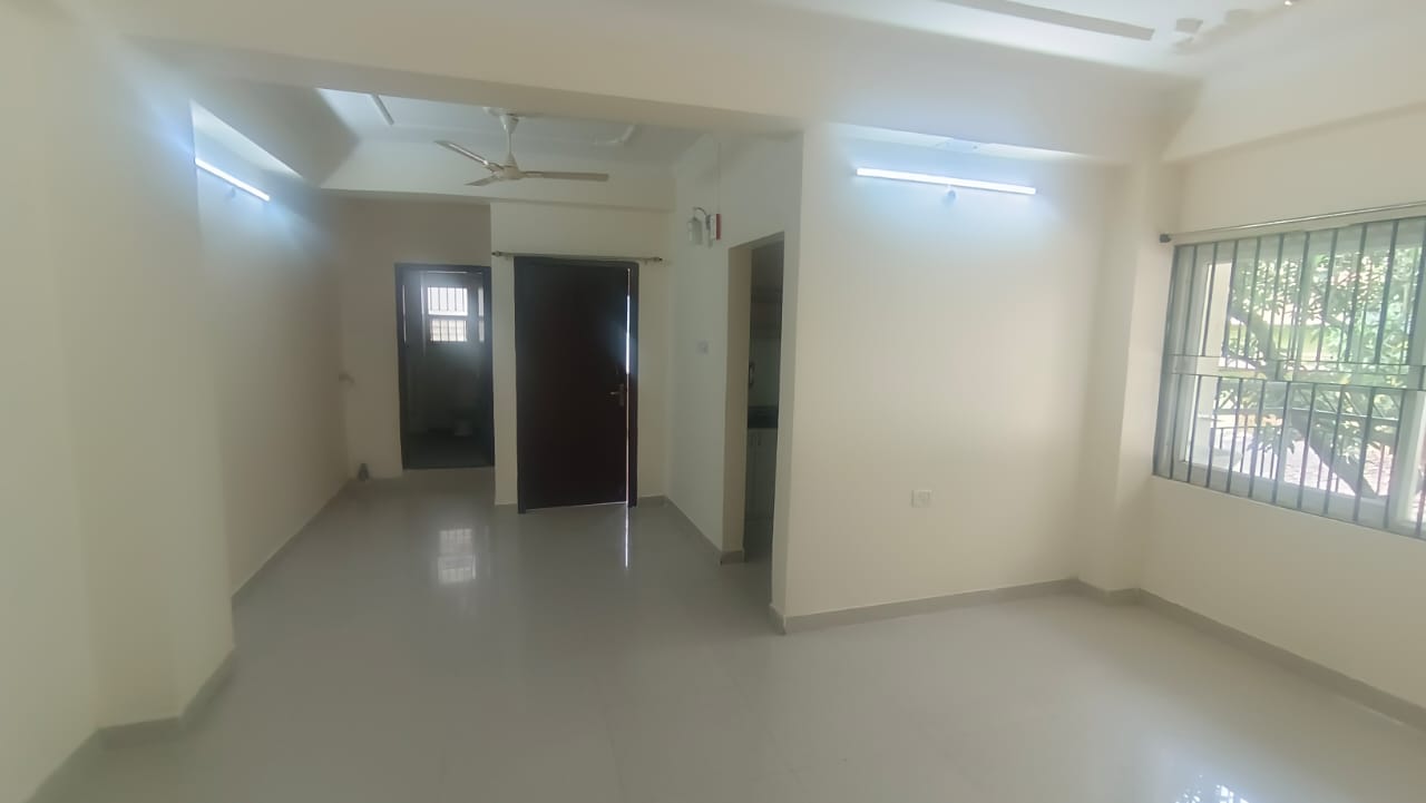 Semi Furnished 3bhk in Zoo Road Tiniali, Guwahati, Assam, India for Rent